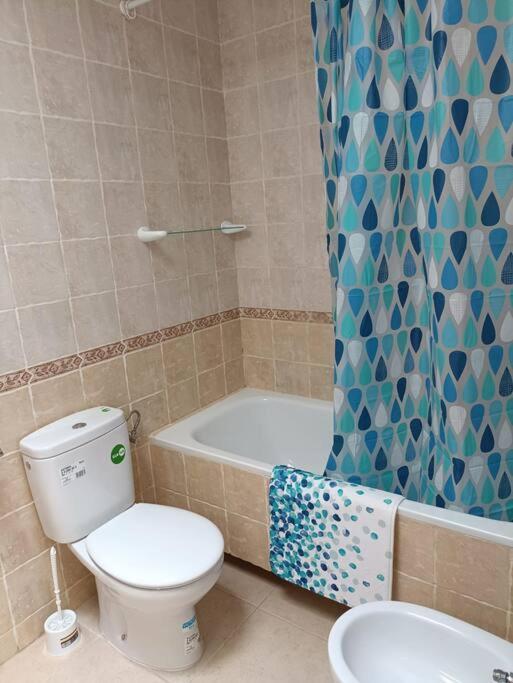 Casa Familiar A Pie De Piscina Villa Vera Ngoại thất bức ảnh